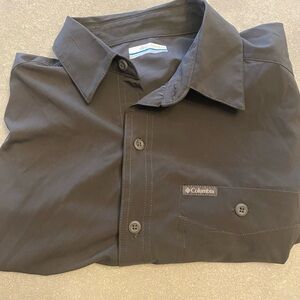 Columbia Men's Dark Gray Casual Shirt